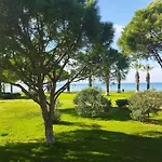 Apartman Kusadasi Denize Ve Plaja Sifir, Afife Apart *