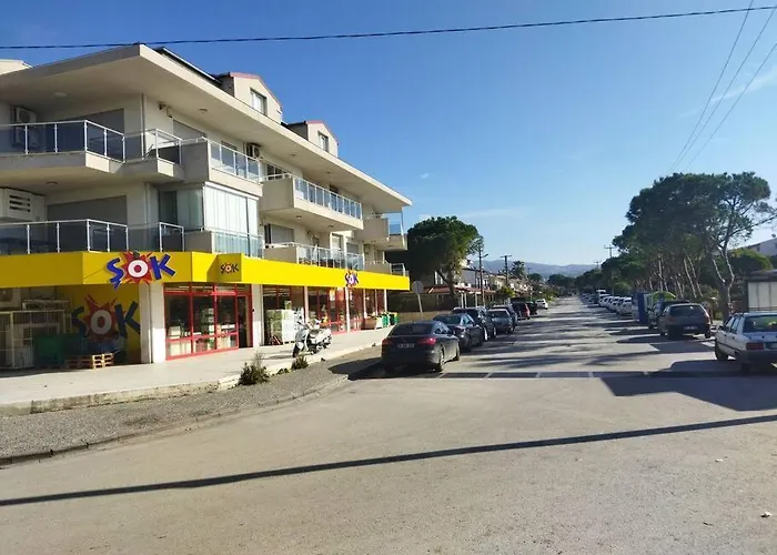 Beachfront & Panoramic Views In Apartment Kusadasi