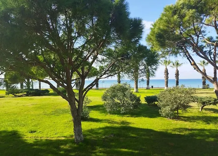 Apartmán Beachfront & Panoramic Views In *