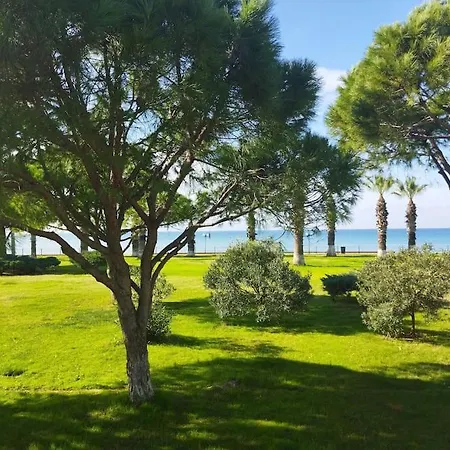 דירה Beachfront Flat *