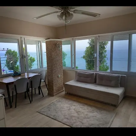 Appartement Beachfront Flat