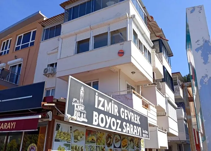Kusadasi Denize Ve Plaja Sifir, Afife Apart דירה קוסדסי