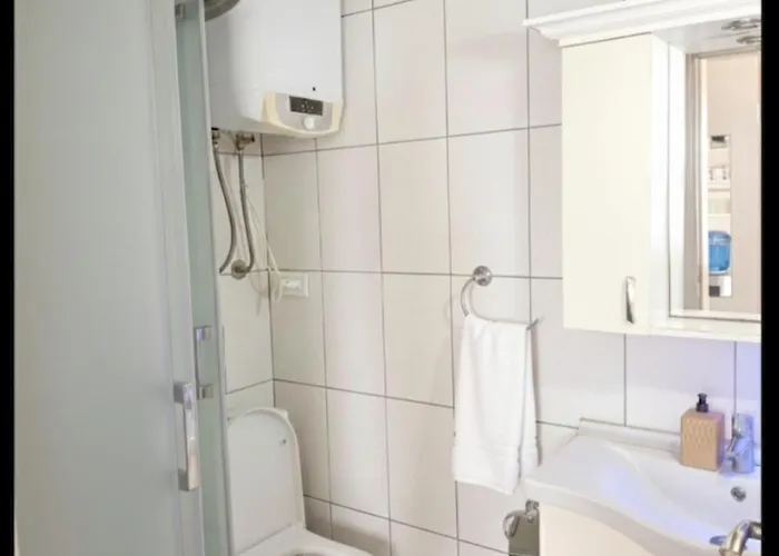 Kusadasi Denize Ve Plaja Sifir, Afife Apart